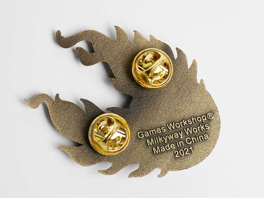 Total War III Warhammer brooch Game Twin Tailed Comet Pin Badge 40K Starforged
